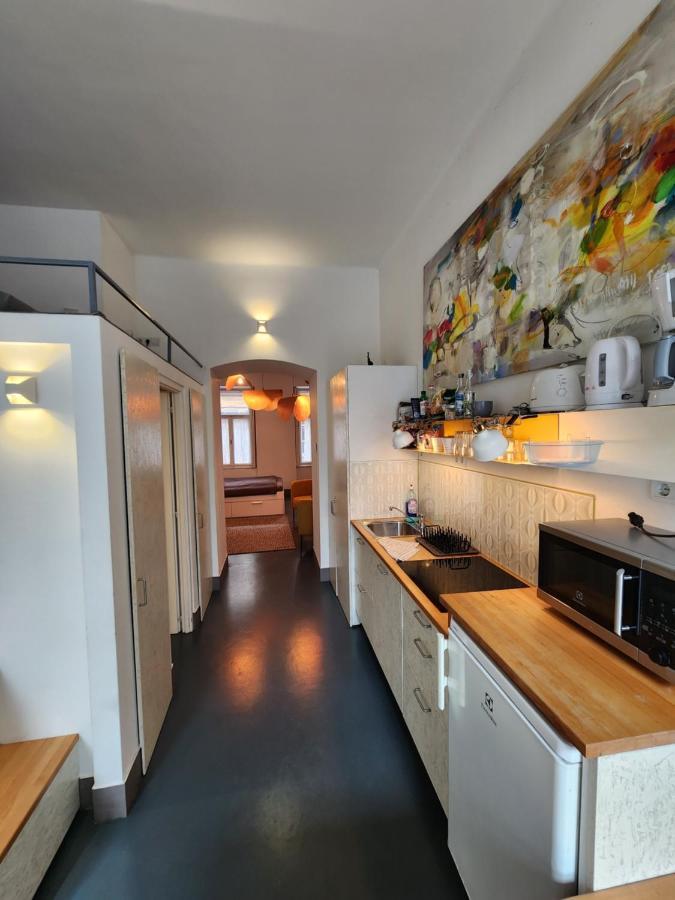 דירה Stylish Art - Wifi & Great Location